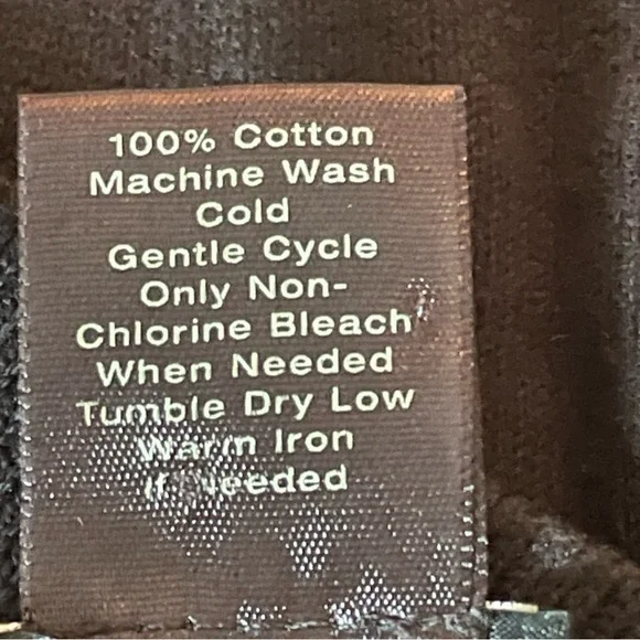 Ann Taylor
Black and White Patterned crew neck Cardigan
Back full black size XL - Picture 5 of 7